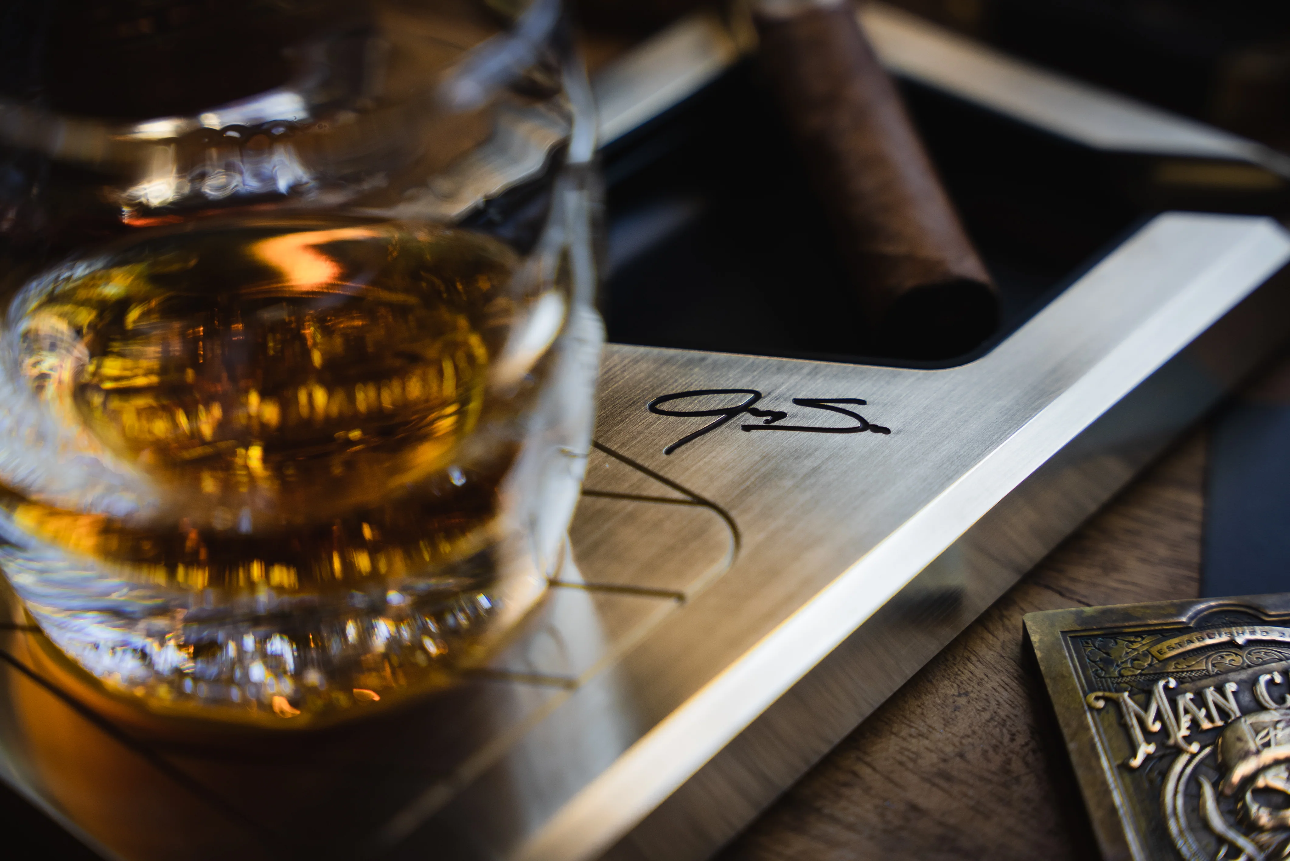 Sip & Smoke - Image 4