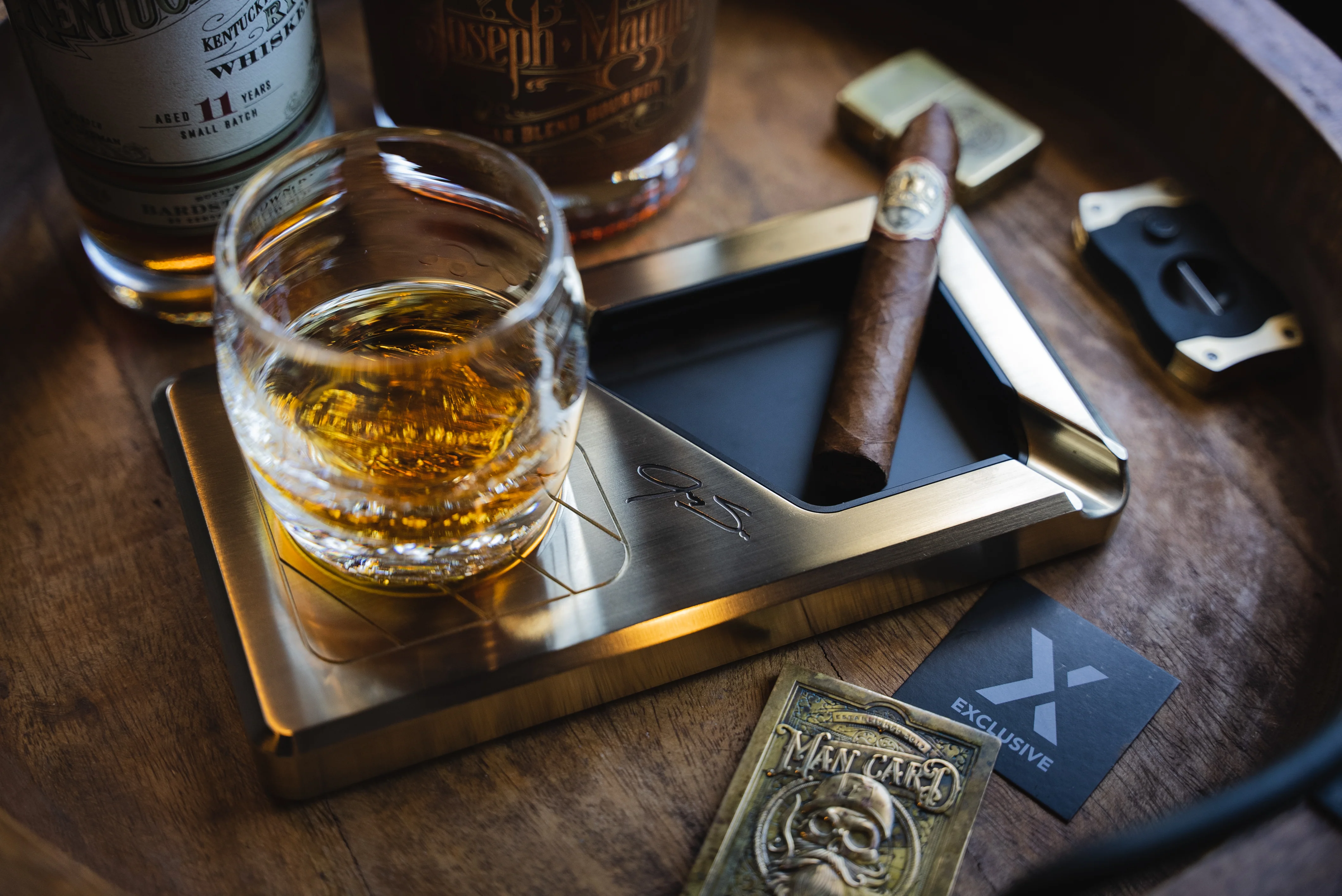 Sip & Smoke - Image 5