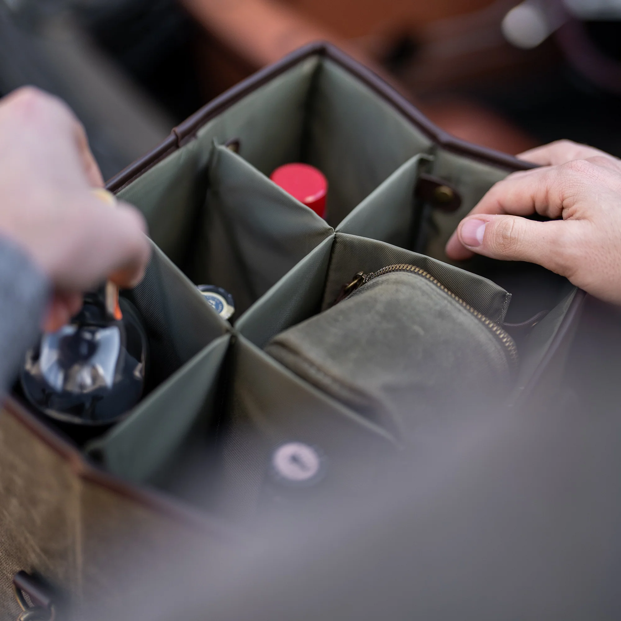 Bourbon Junkies Bottle Share Bag - Image 6