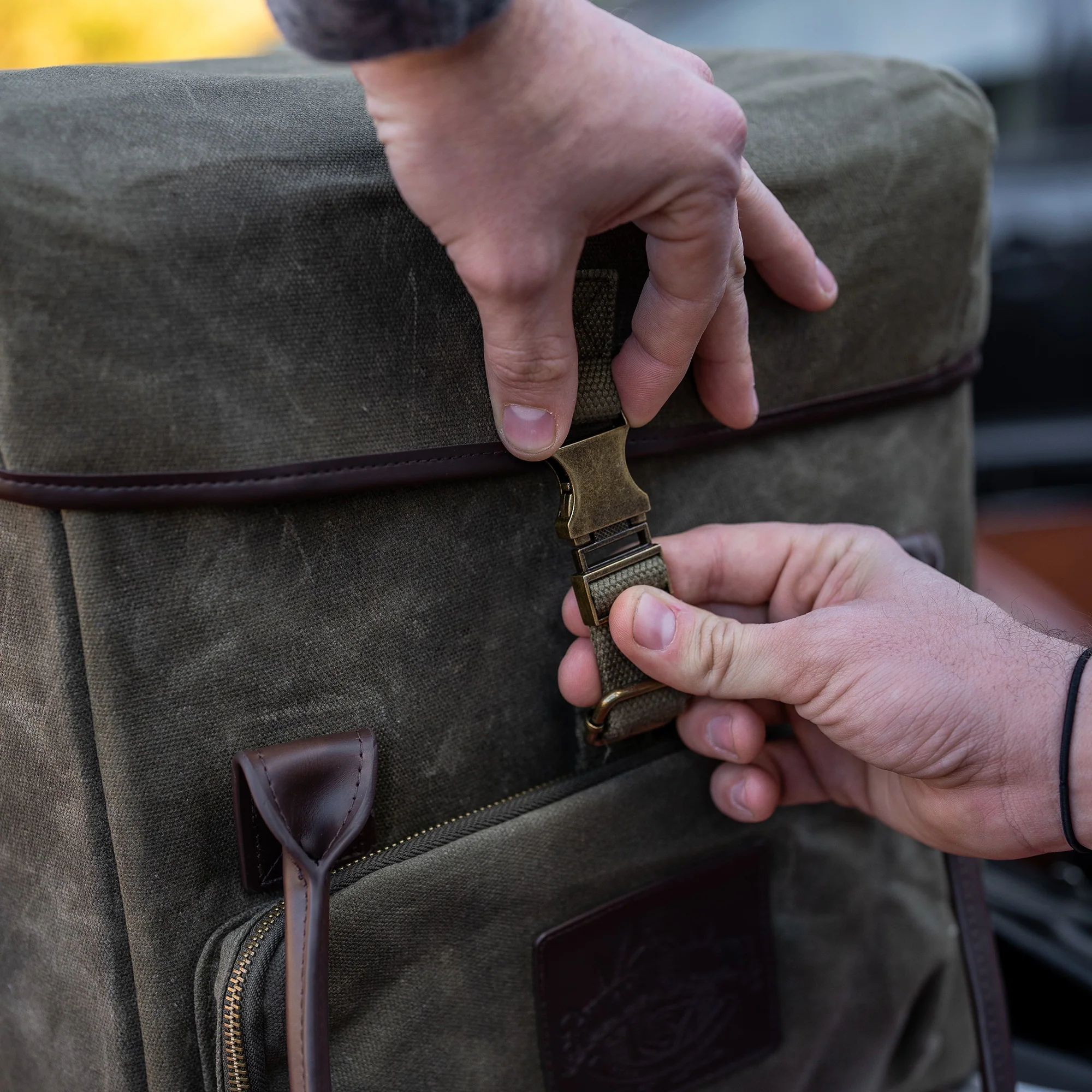 Bourbon Junkies Bottle Share Bag - Image 8